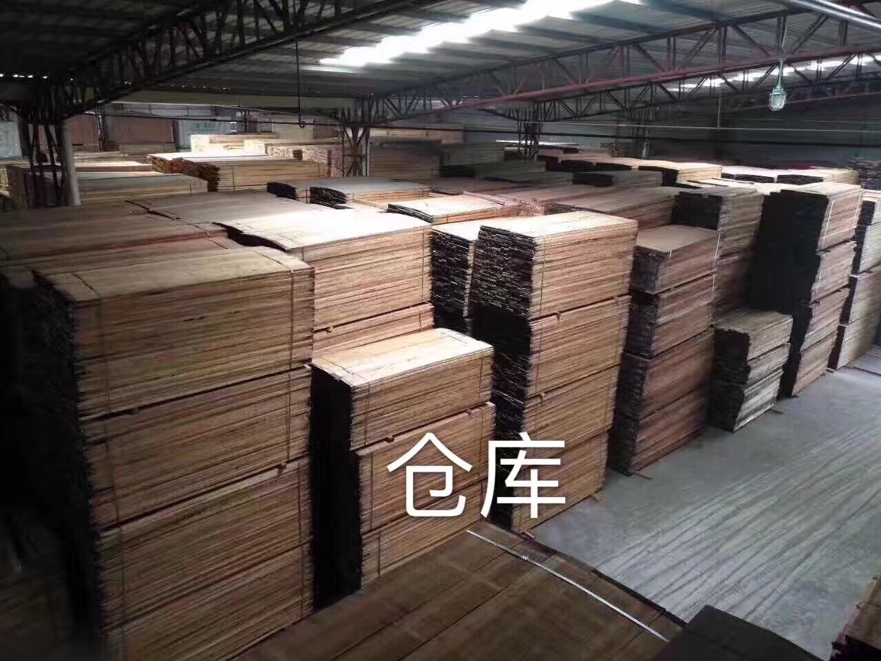 黃金胡桃木5.0-6.0到貨，顏色大美，極受歡迎。各位老板趕緊來下訂單咯。